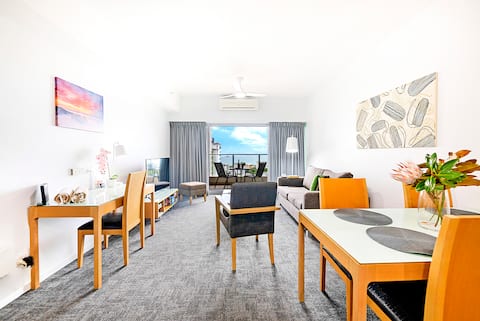 Top Airbnb: Entire Unit, City Central with Ocean Views in City Of Darwin