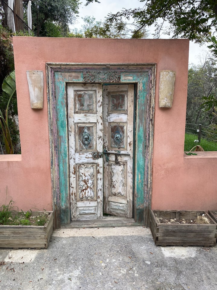 Somptueuse Maison à Nice  Nichée Dans La Forêt - Nizza