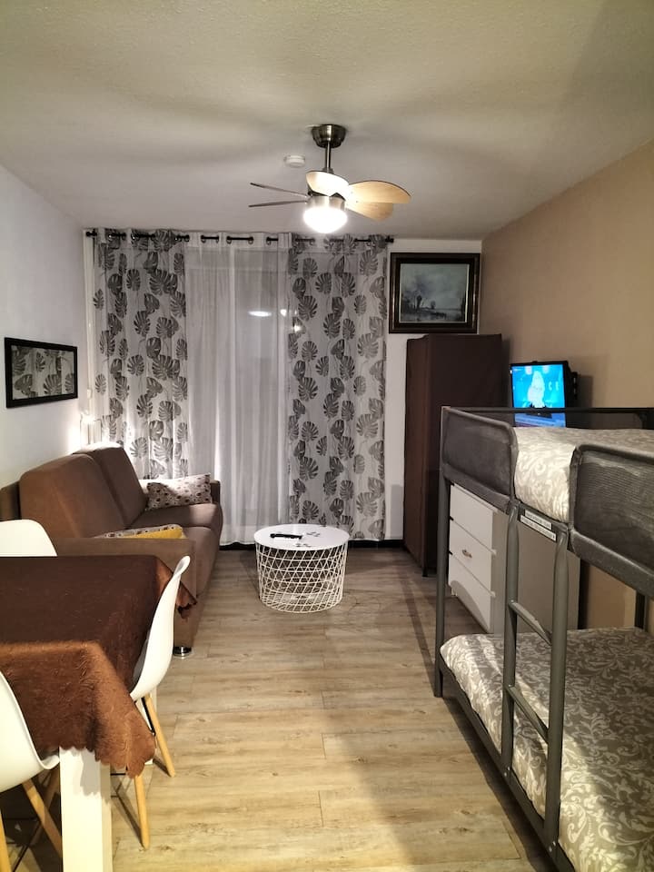 Studio 4 Couchages + Balcon, Avec Parking Privatif - La Grande-Motte