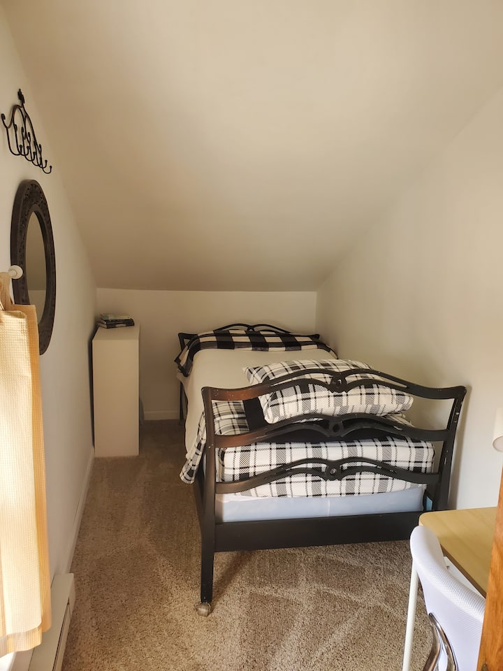 غرفة النوم 2