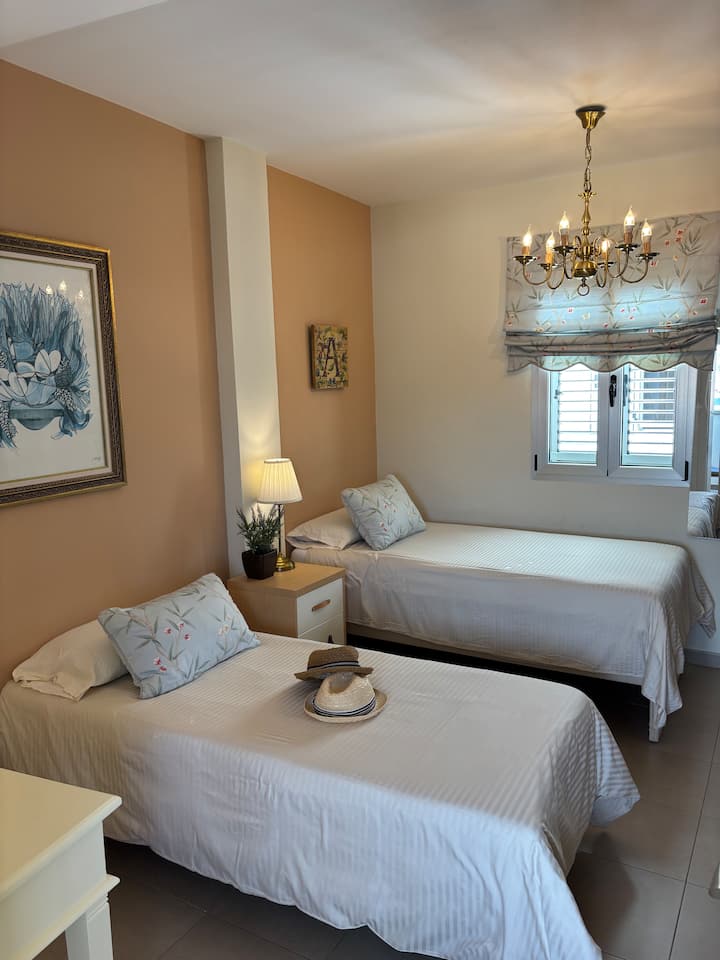 غرفة النوم 2