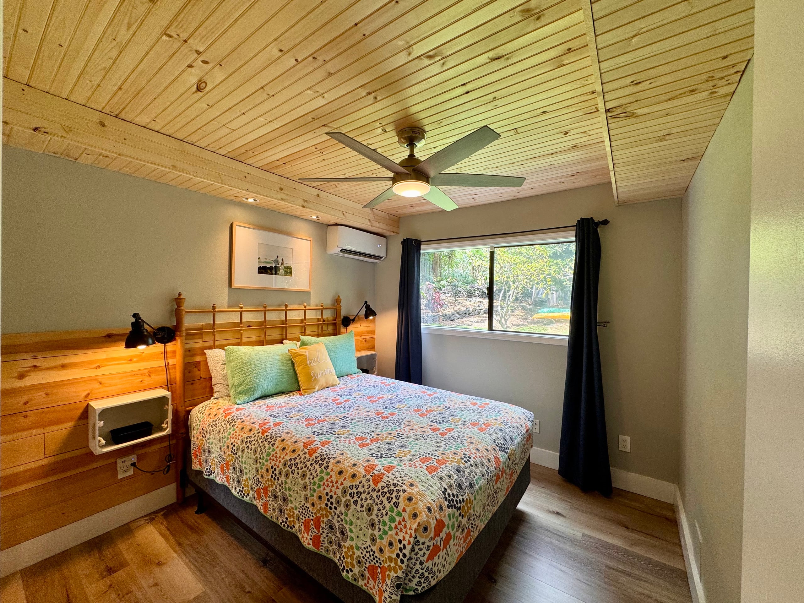 Home in Kailua-Kona · ★5.0 · 2 bedrooms · 2 beds · 1 bath - Image 6