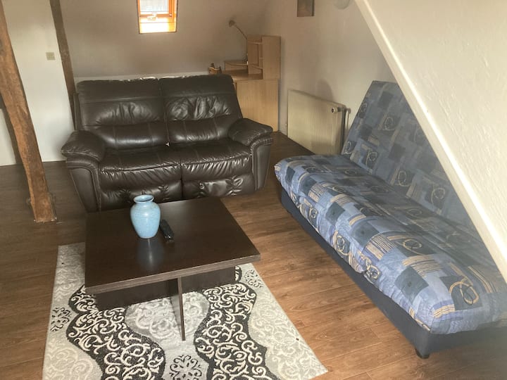 Louviers: Bel Appartement Dans Maison Individuelle - Louviers