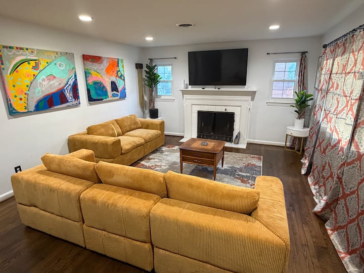 Modern 3br Home Near Dc & Mgm National Harbor - Forestville, MD