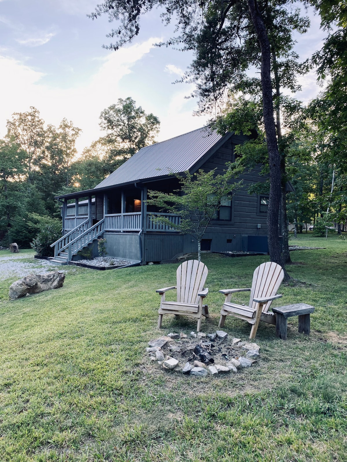 Escape to Nature Trailhead Cabins Cabins for Rent in Monteagle, Tennessee, United States
