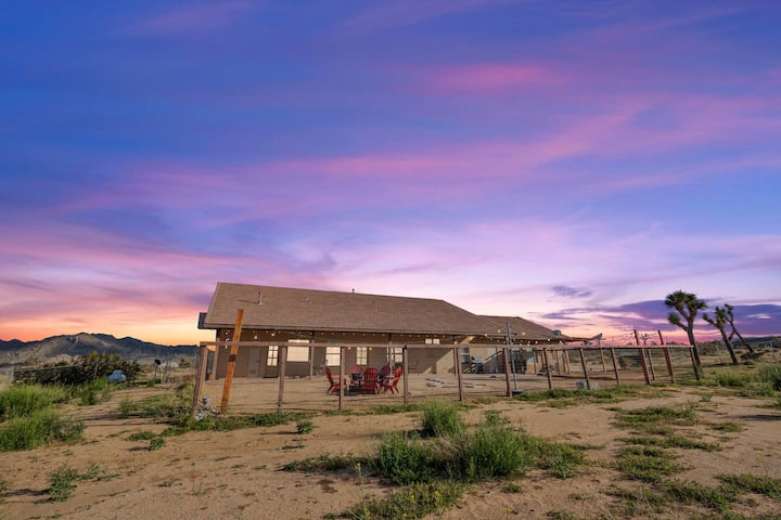 Dark Horse Ranch · Dark-sky Home On 5 Acres - Yucca Valley, CA