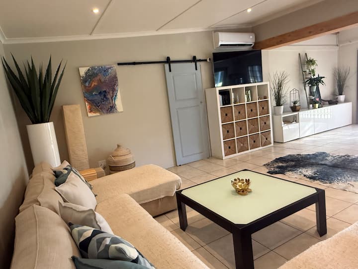 Jackals Rest | Farm Escape W/ Braai & Fireplace - Himeville