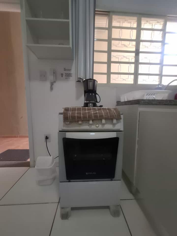 Estúdio 3a. Kitnet Completa Com Garagem. - Araraquara