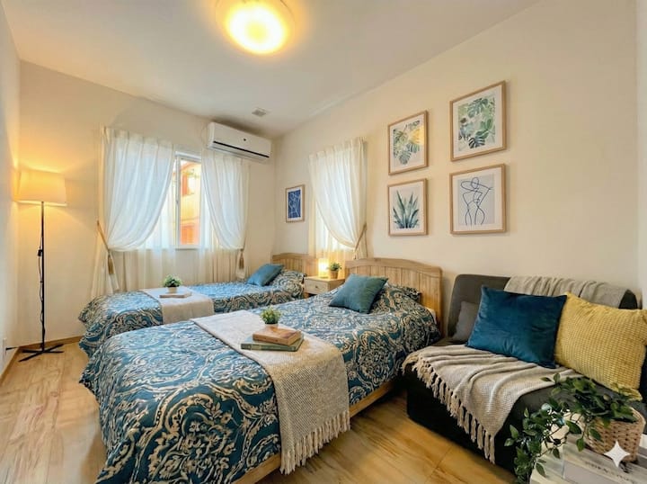 5 Min to Koenji Station | Easy Access | Home Lift！ - Houses for