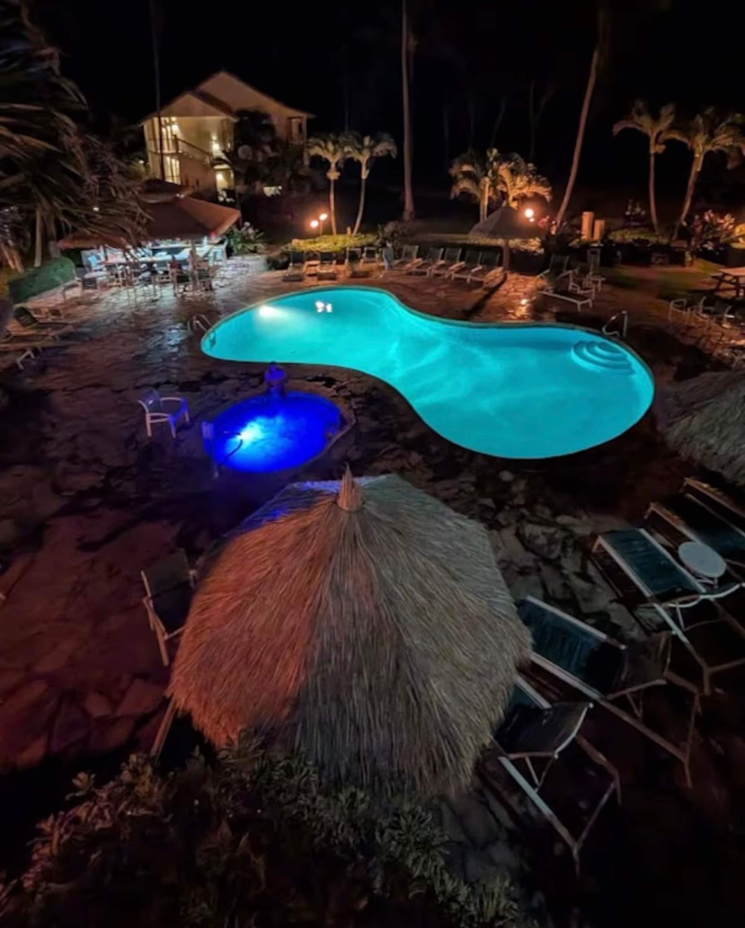 Beachfront oceanside condo paradise AC/pool/HT 247 - Photo 11