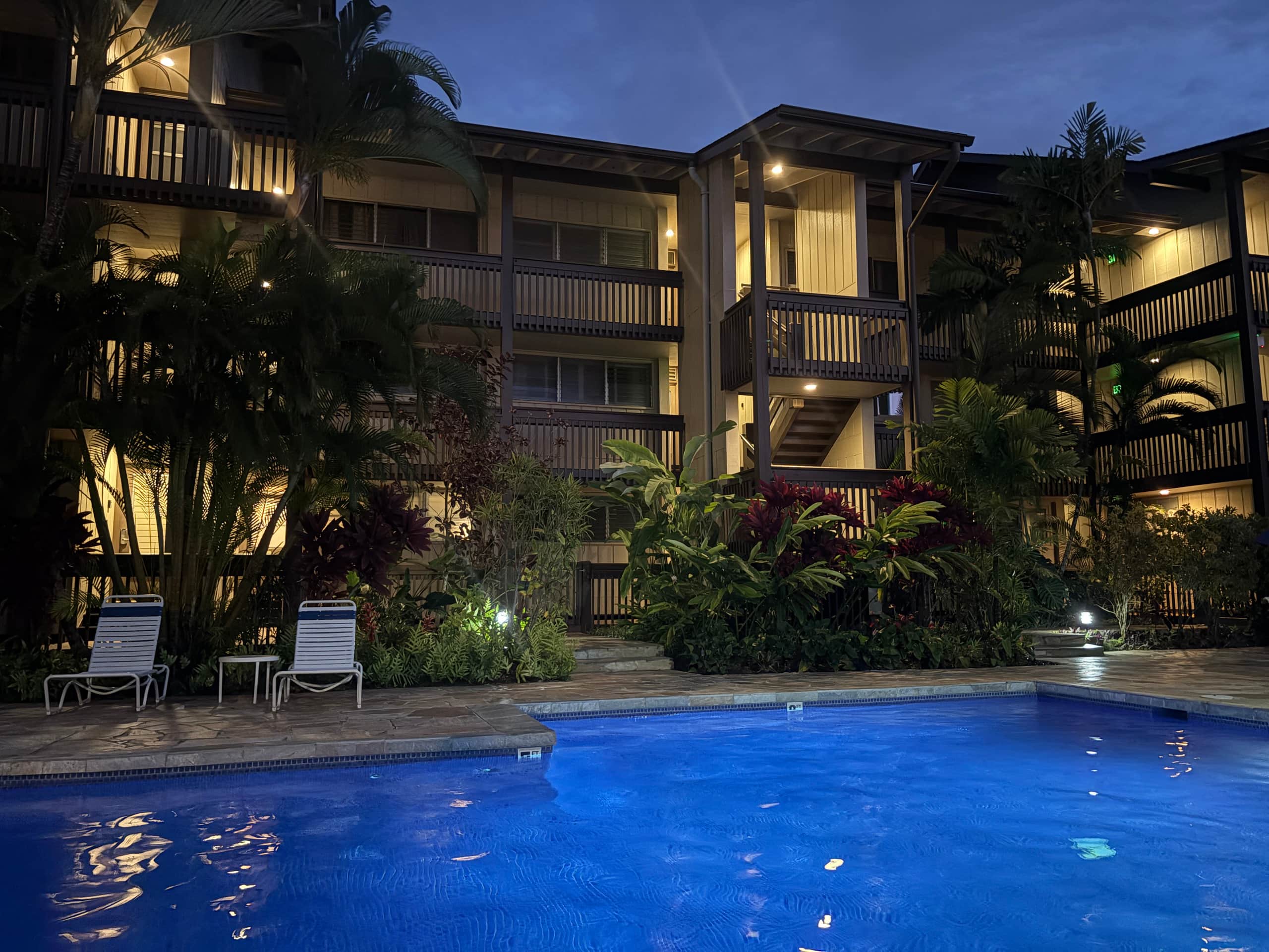 Beautiful OCEANFRONT Kauai Condo with beach access - Photo 26