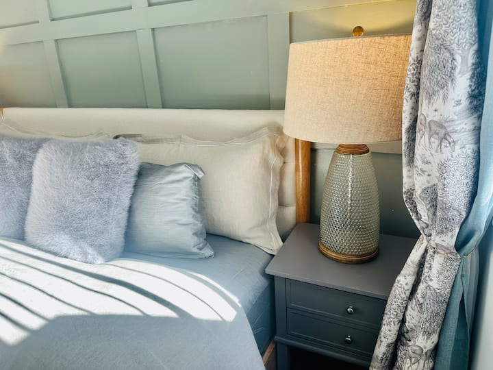 Coastal Breeze, Luxury Finishes