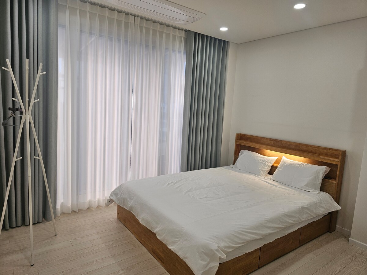 غرفة النوم 1