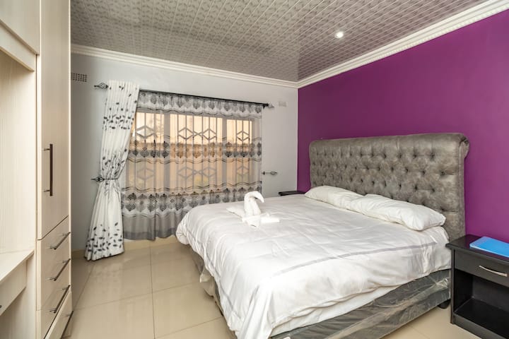 غرفة النوم 2