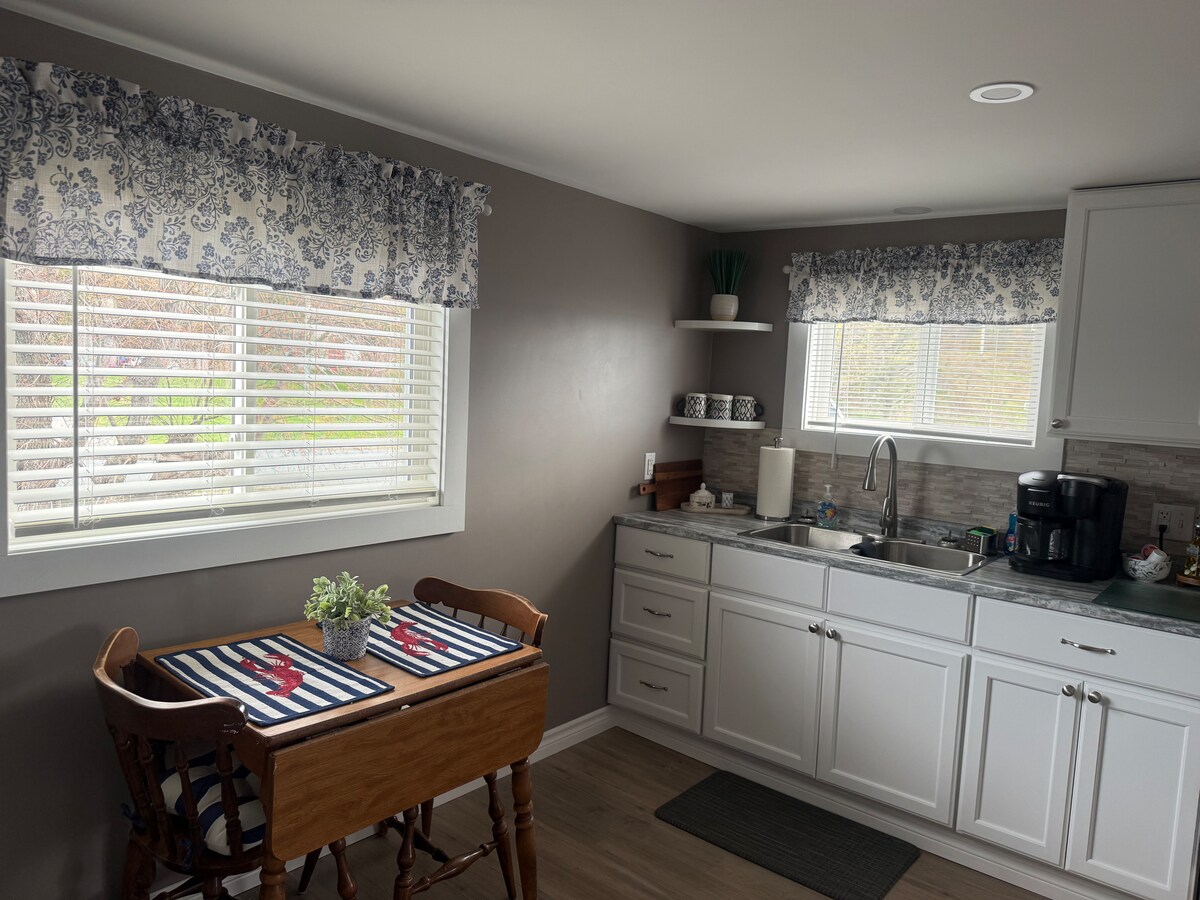 Sunset Suite in Wilsons Beach — property photo 9