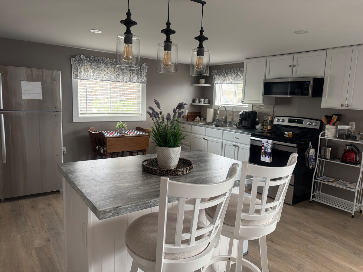 Sunset Suite in Wilsons Beach — property photo 7