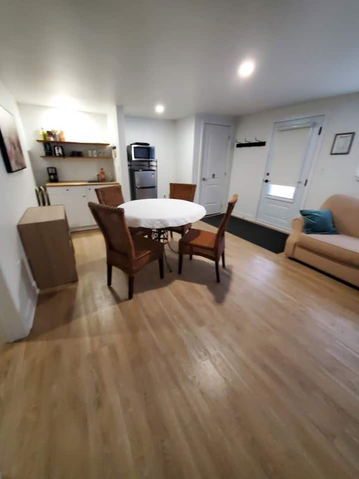 Unité B - Logement Au Plein Cœur Du Centre-ville - Princeville
