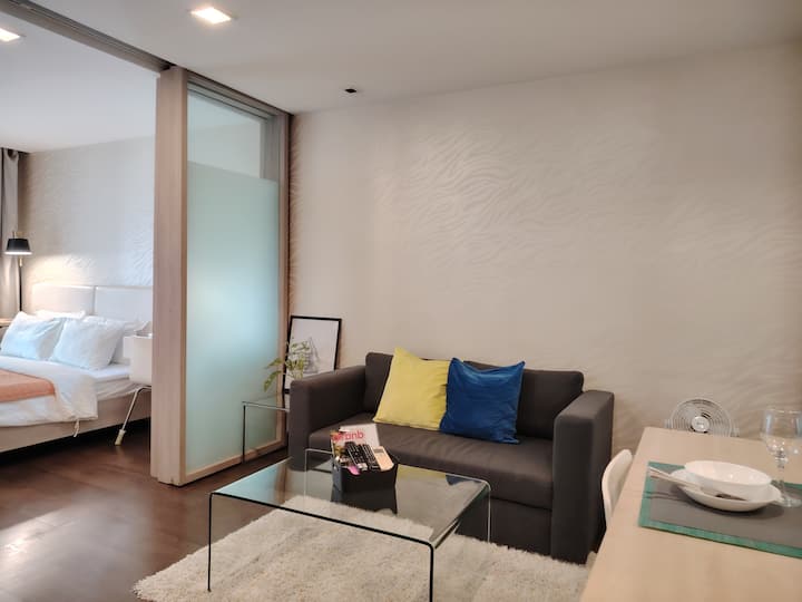 Bts Nana*minimal Living*easy Walkable To All Need - Bangkok