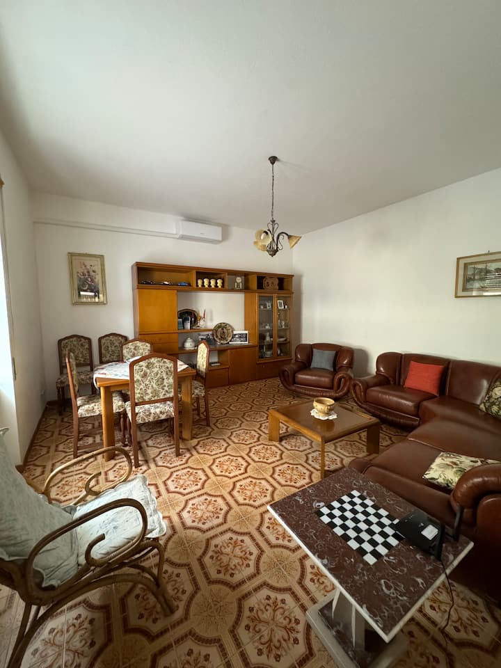 Sala