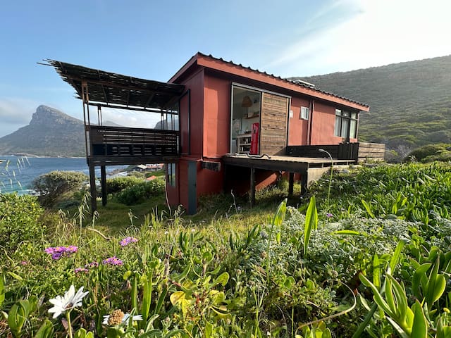 Quirky Beach Bungalow, Smitswinkel Bay, Cape Point