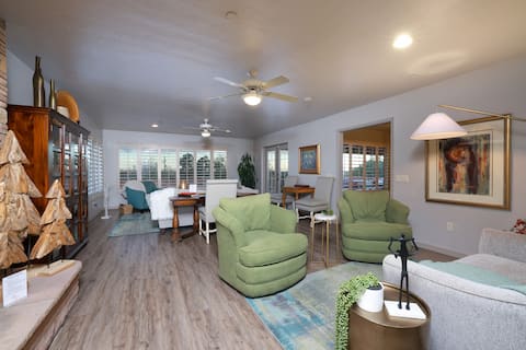 Popular Airbnb listing: The Outpost! 5-Bedroom Ranch minutes from U of A in Casas Adobes