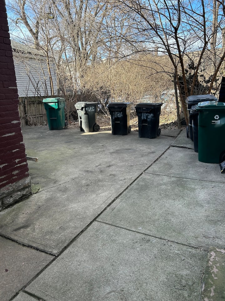 Small Studio Unit In Cincinnati#4 - Cincinnati