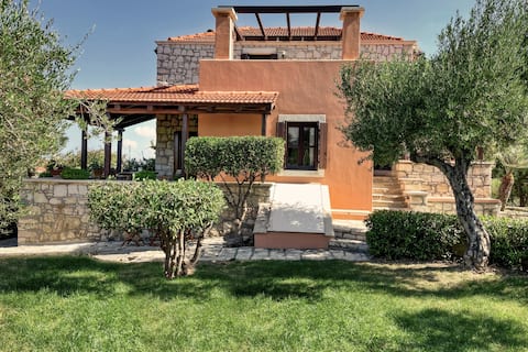 Fyllosia Villa – Amazing Views near Knossos Palace