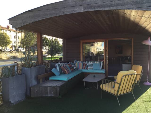 Péniche d’exception 200M2 à Confluence gallery image 5