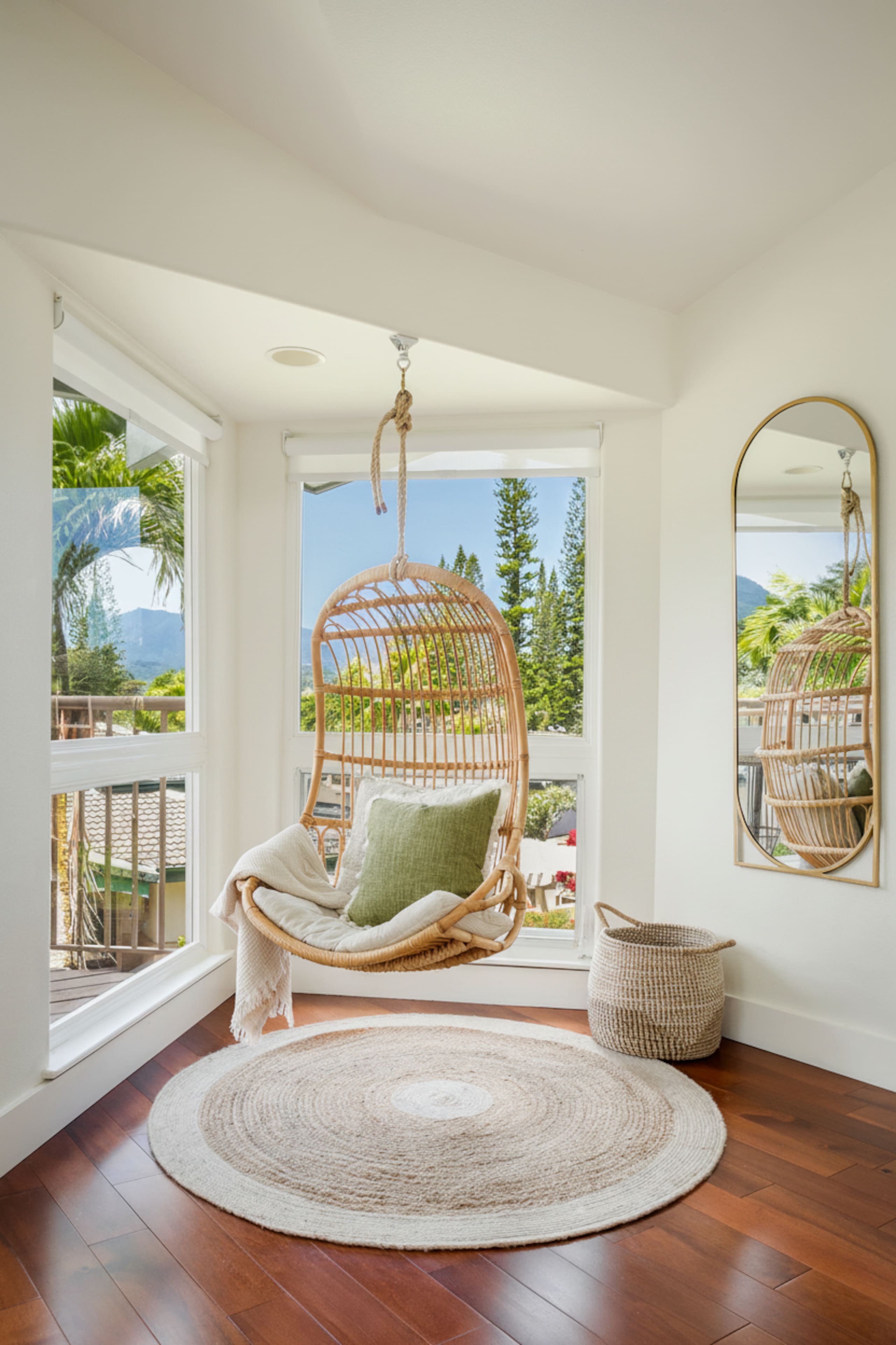 Views! Mountains, Waterfalls, Hot tub, Amenities - Image 20
