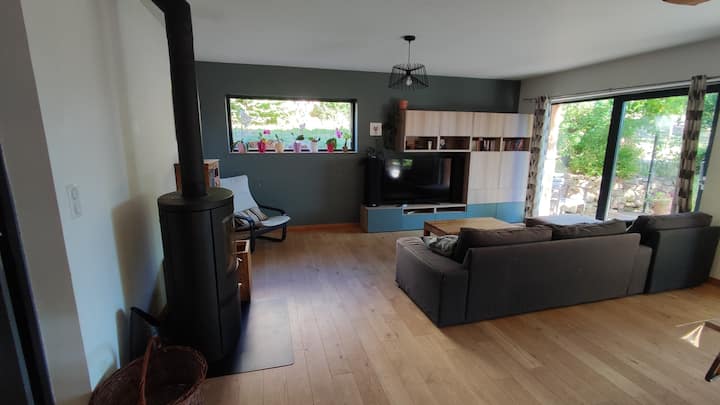 Chalet Accueillant Avec Poêle à Bois - Isère