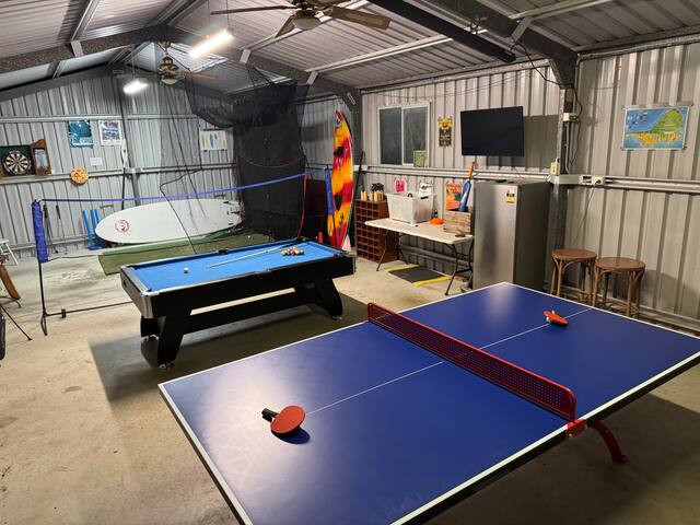 Idyllic Farmhouse, 15 mins from Boomerang Beach gallery image 5