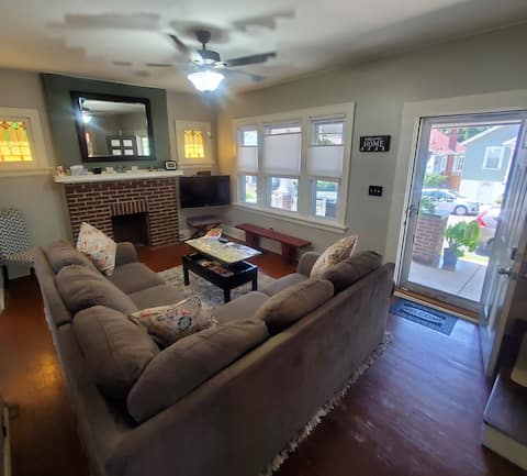 4 BEDS .7 Mile To Cincinnati Walk 3 Blocks 2 River