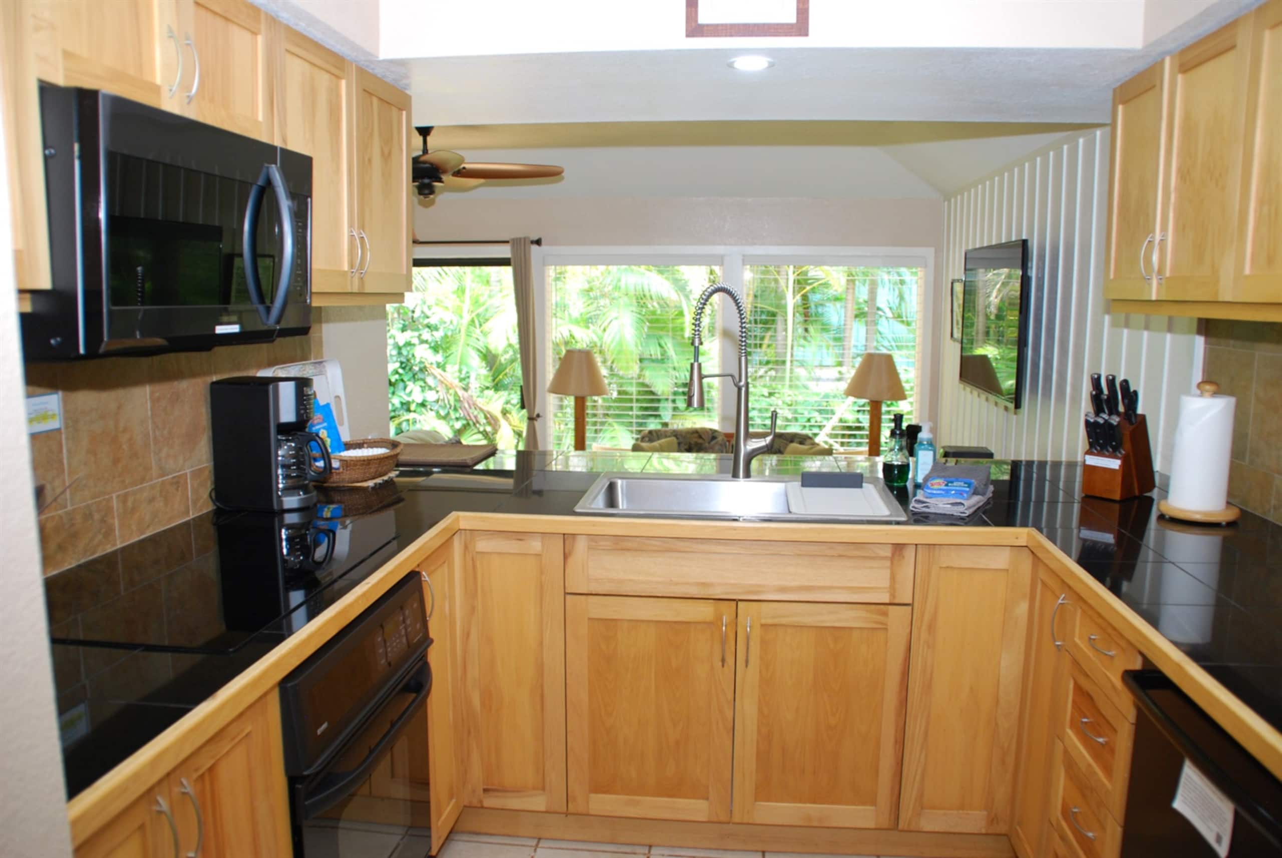 Condo in Koloa · ★4.92 · 1 bedroom · 2 beds · 1 bath - Image 9