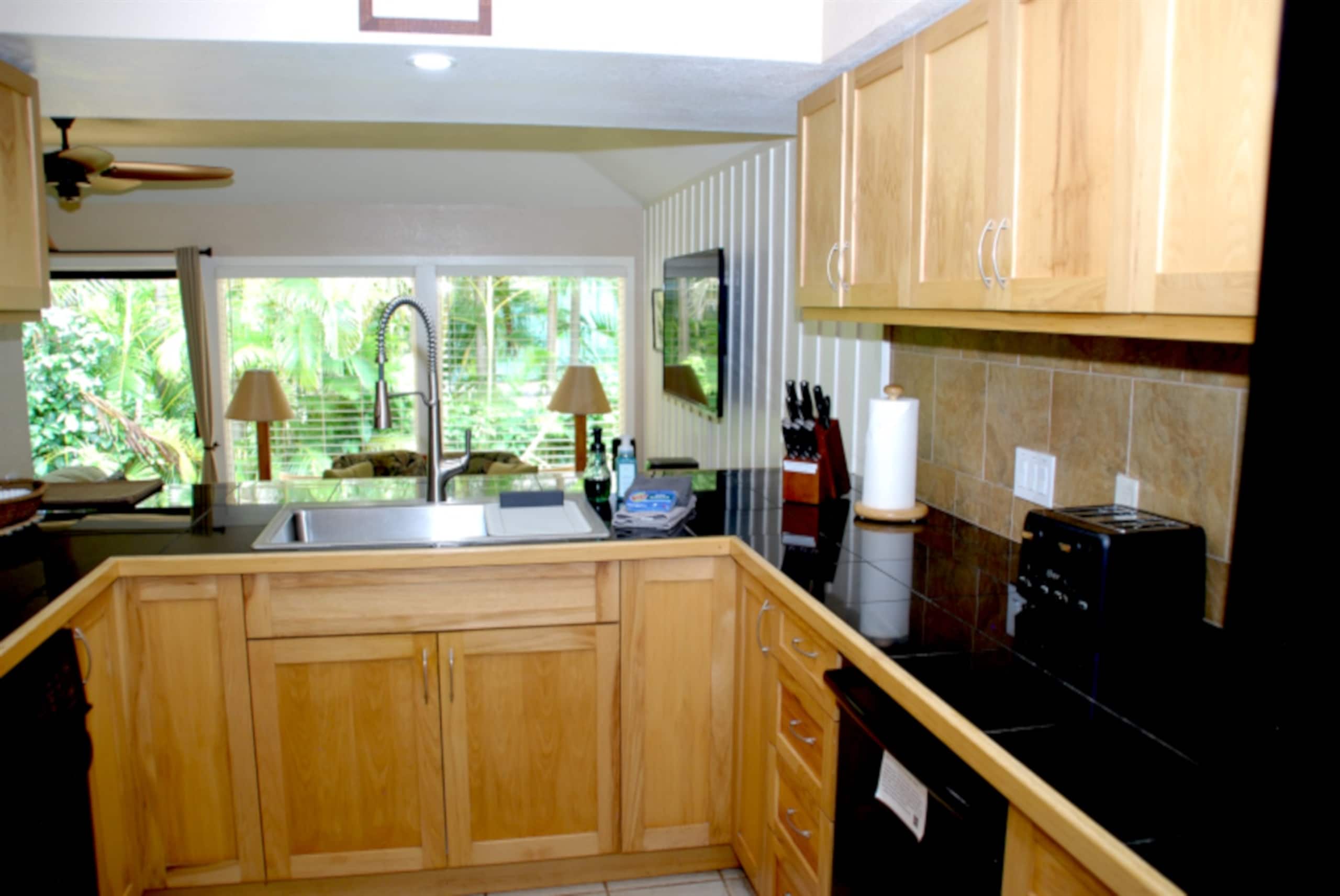 Condo in Koloa · ★4.92 · 1 bedroom · 2 beds · 1 bath - Image 10