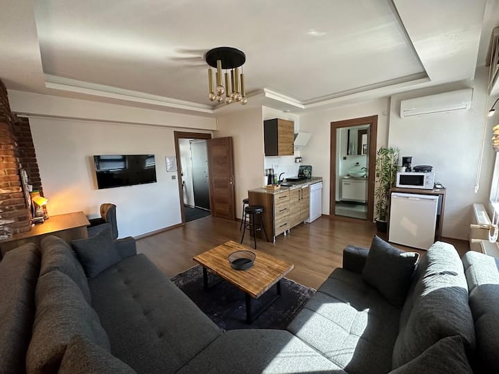 No:5 Lux 70 m2 1+1 Suite,GalataTower View, Terrace