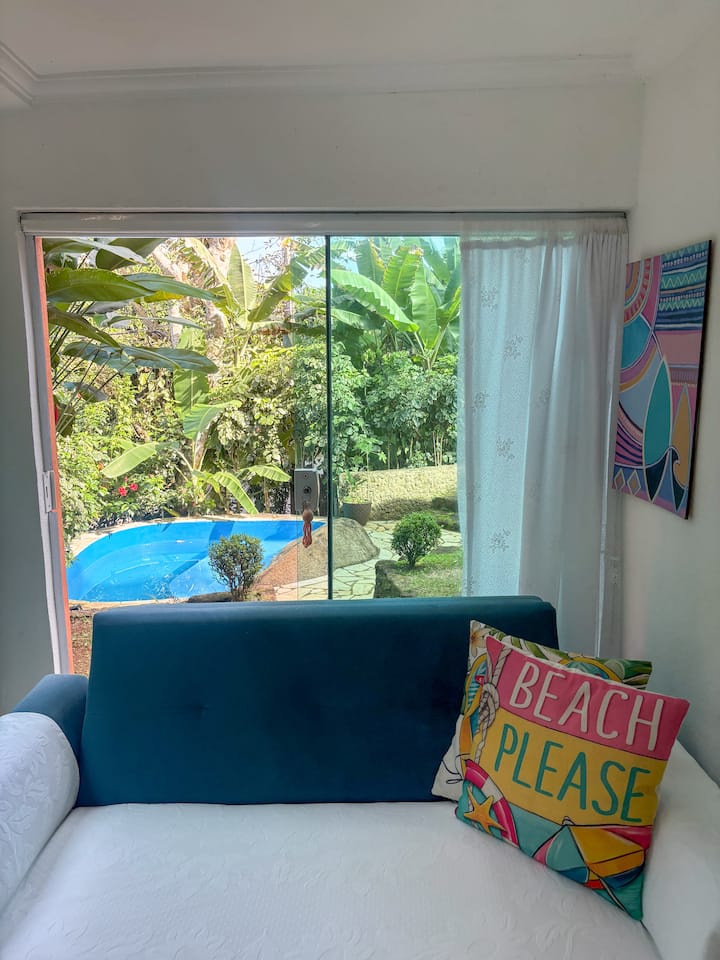 Microcasa Em Frente Ao Mar | Piscina E Garagem - Trindade