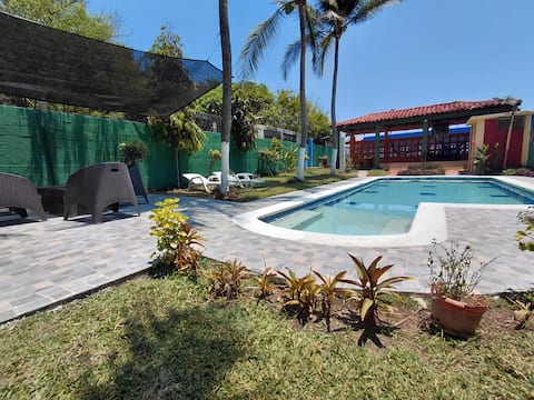 Rancho El Abuelo by Monarch