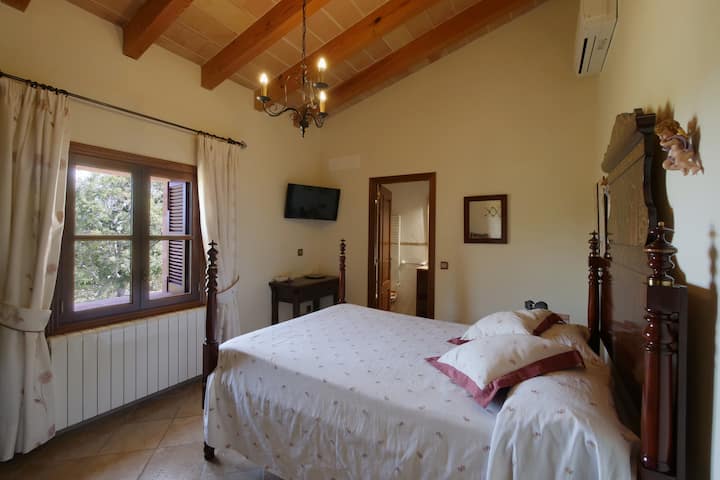 საძინებელი 4