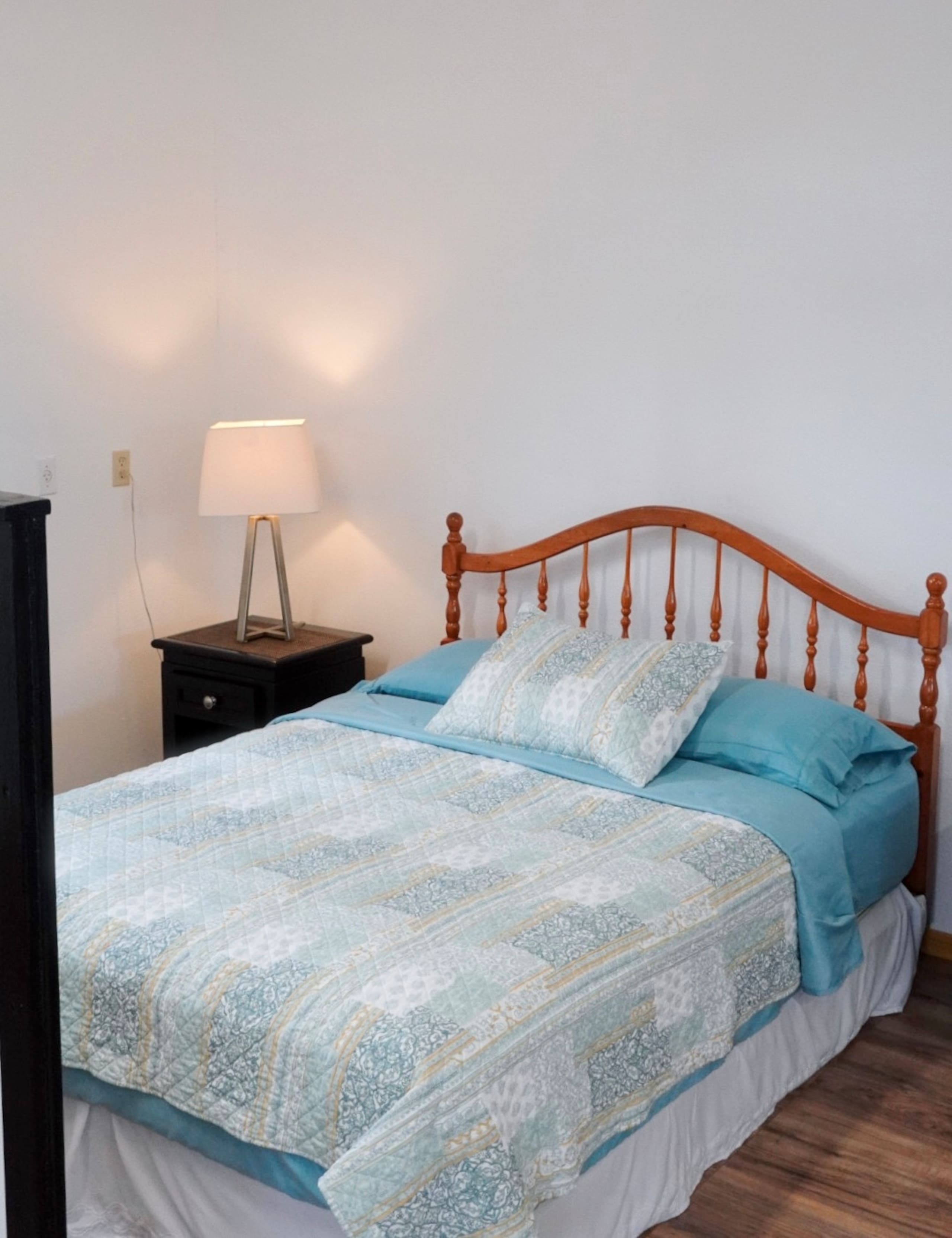 Guesthouse in Naalehu · ★4.46 · 2 bedrooms · 2 beds · 1 private bath - Image 48