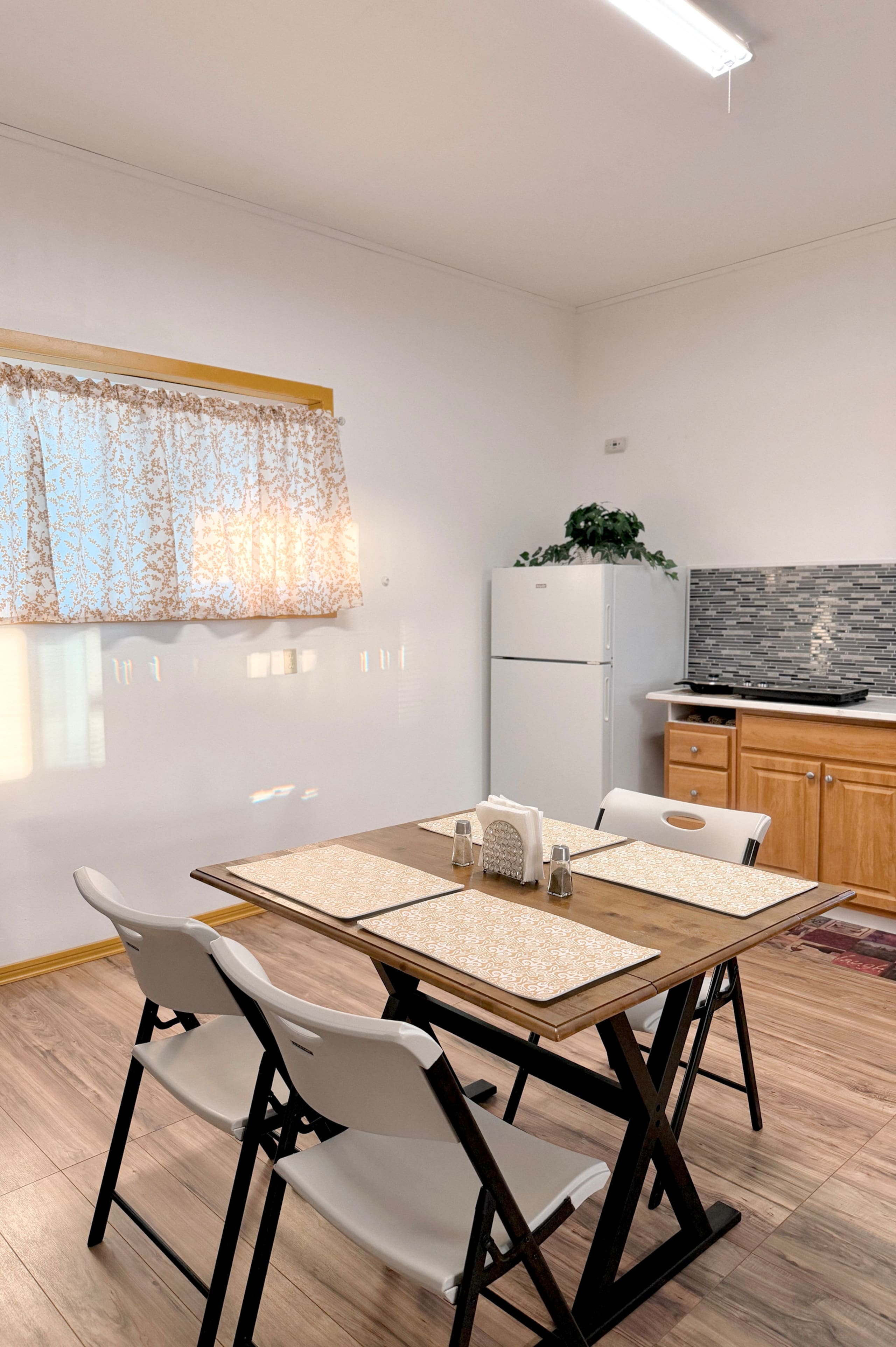 Guesthouse in Naalehu · ★4.46 · 2 bedrooms · 2 beds · 1 private bath - Image 37
