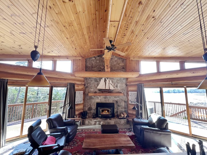 Castaway Ocean Lodge - Oceanfront Log Cabin - Nouvelle-Écosse