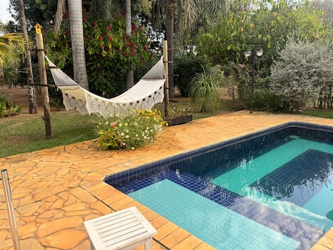 Ranch (rural area) with swimming pool 11 km from the center.