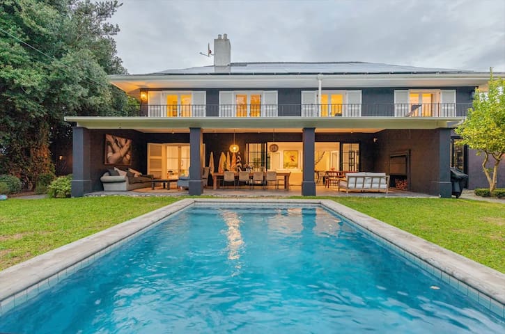 Modern family Villa with CrossFit gym and sauna