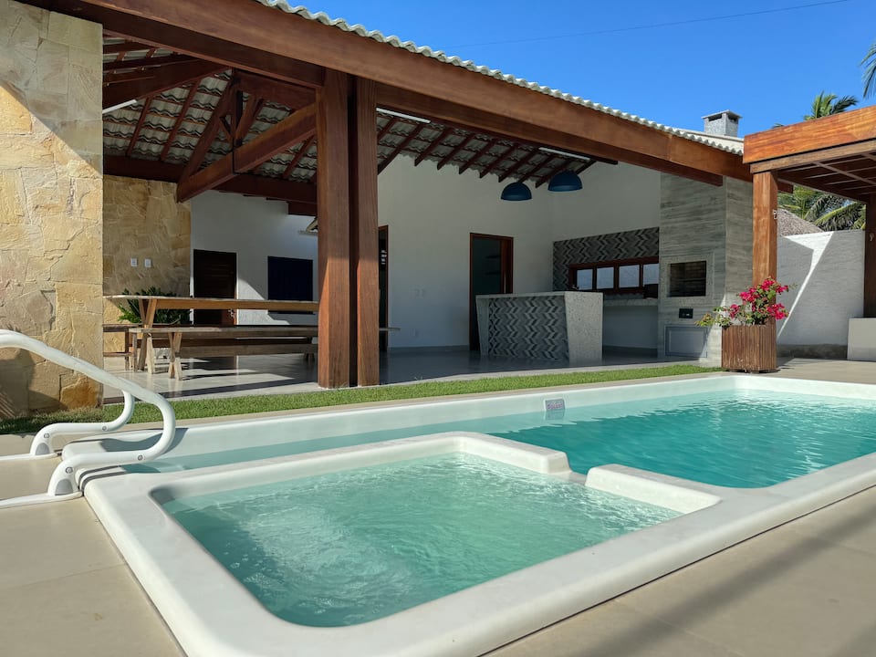 Top-earning Airbnb listing in Luís Correia, 7 bedrooms