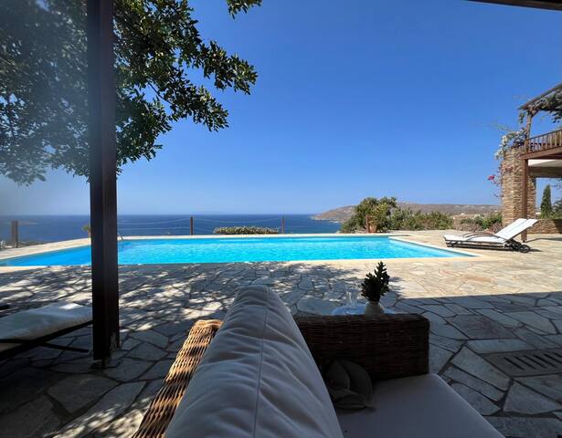 Aggelikes luxury villa,private pool,sea views gallery image 2