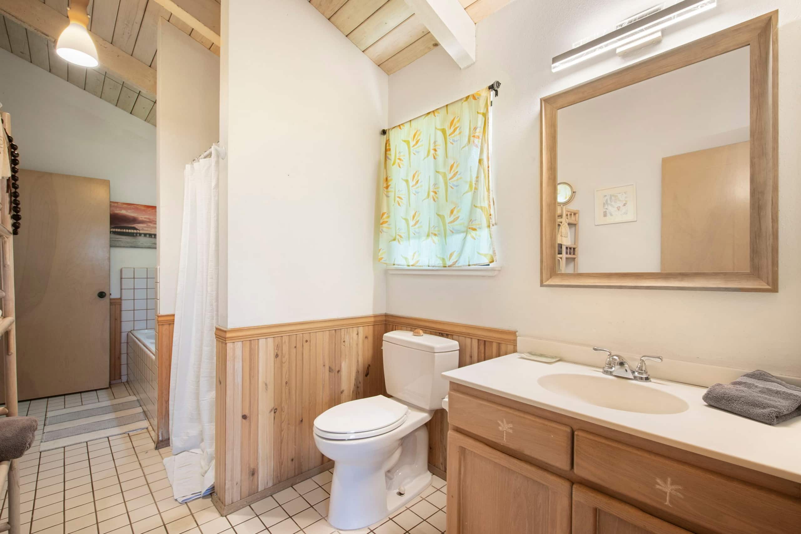 Home in Princeville · ★4.88 · 3 bedrooms · 3 beds · 2 baths - Image 16