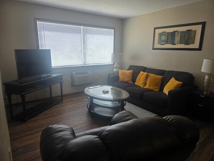 Lovely 2 Bedroom Fully Furnished Apartment Laurel - Nebraska