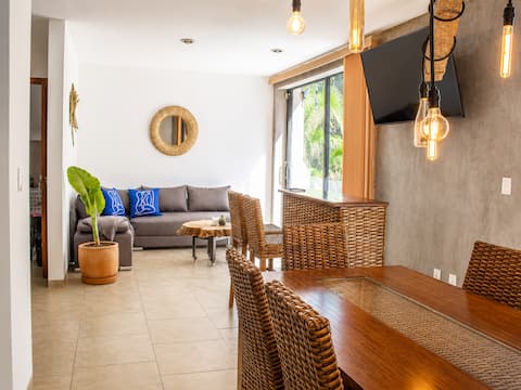 BoHouse | Park-front | BBQ Terrace | 3 Cov Parking