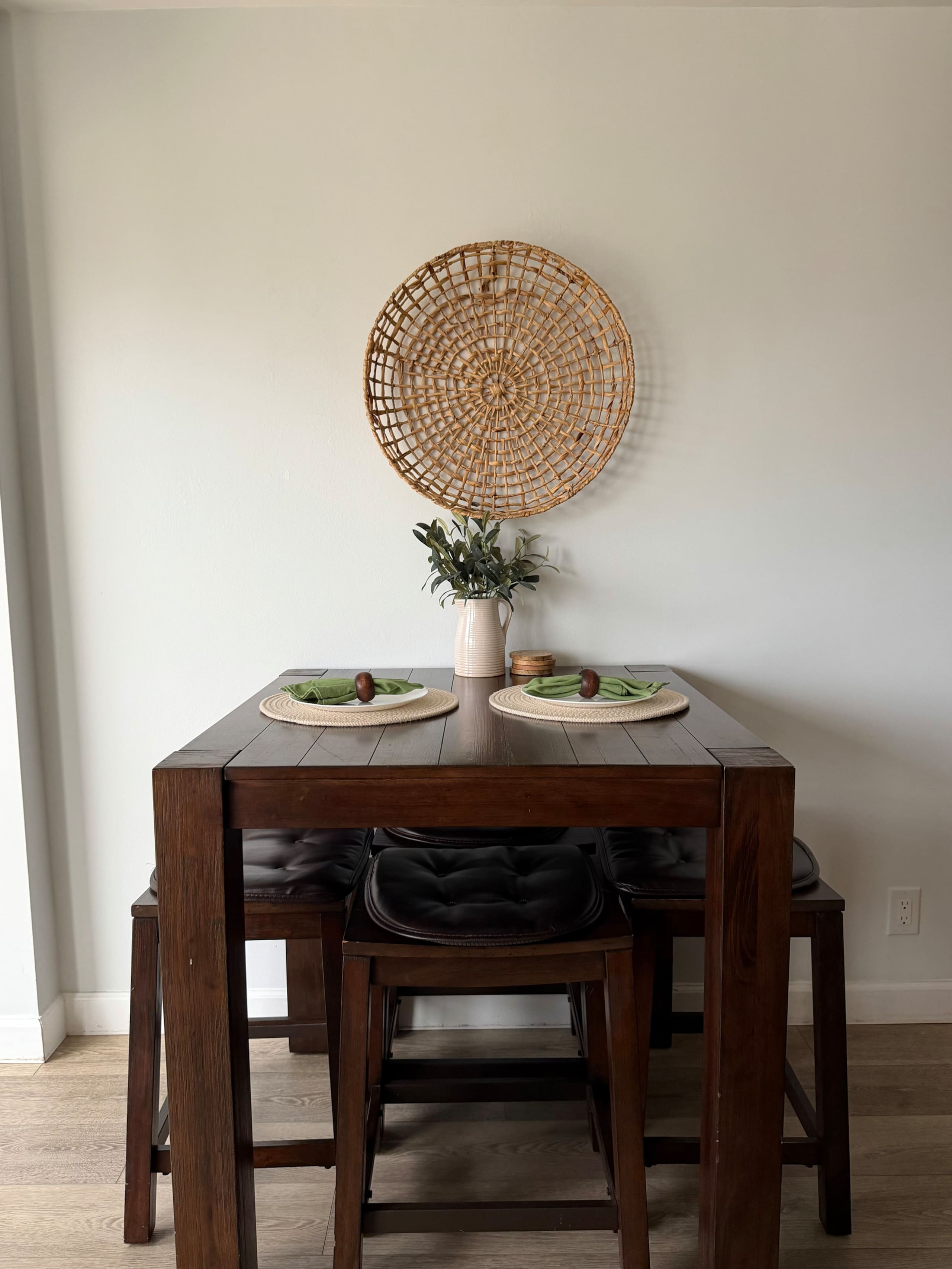Condo in Honolulu · ★4.98 · 1 bedroom · 2 beds · 1 shared bath - Image 7