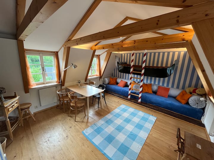 Charming Attic Flat Prague - Prague Václav Havel Airport (PRG)